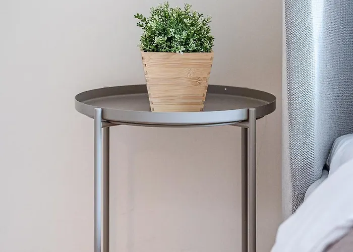 And Comfy 2 Bedroom By Reside Baltic アパート ヴィリニュス